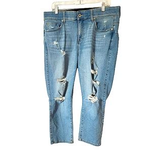 Torrid Lightwash Crop Bombshell Skinny Distressed Jeans Size 16
